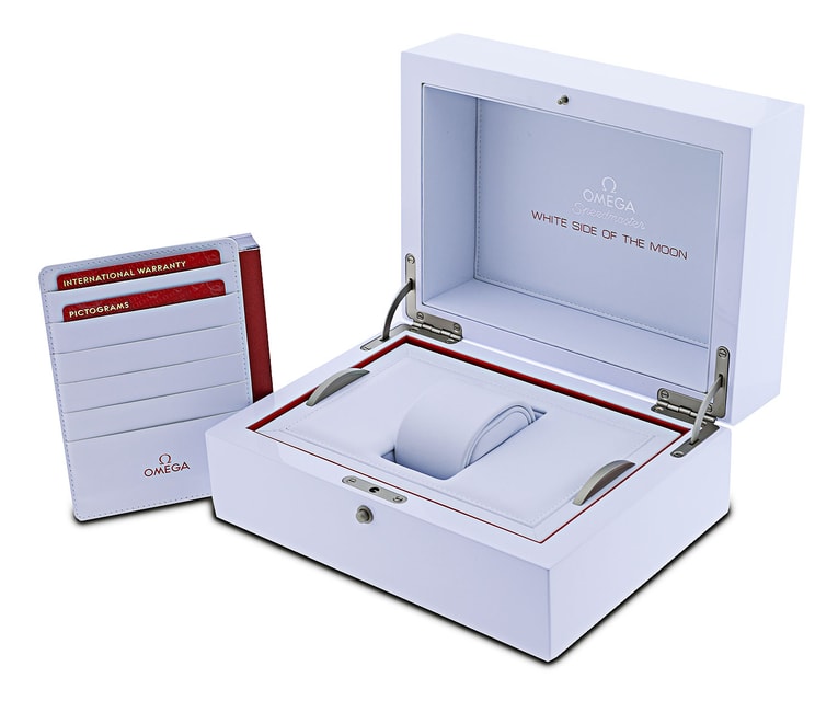 Omega Speedmaster Dark Side of the Moon 311.93.44.51.04.002 Image 5